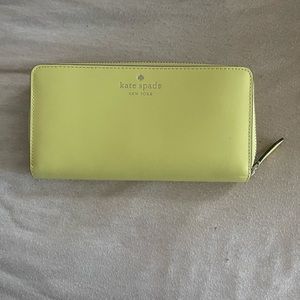 KATE SPADE YELLOW WALLET